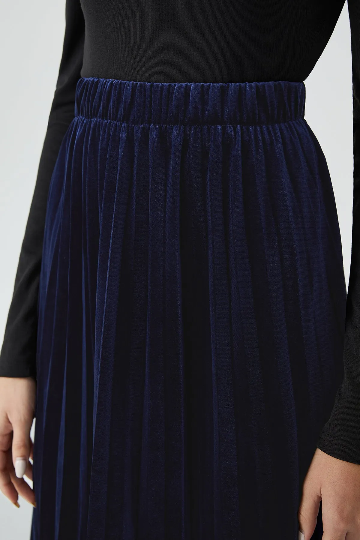 OL Elastic Waist Pleated Skirt